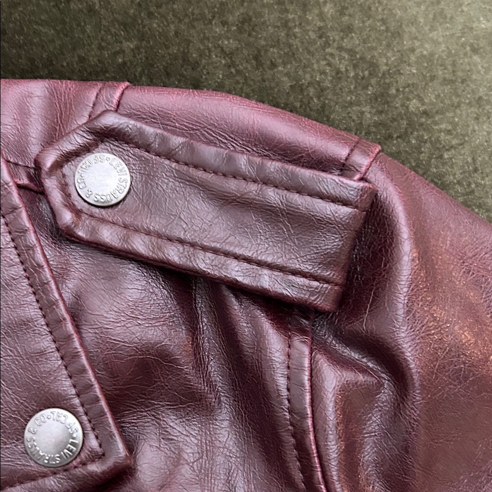 Levi's Women's oxblood color faux leather Jacket - Picture 5 of 15